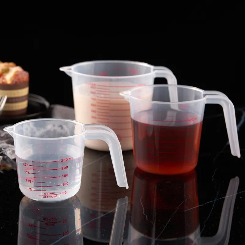 3 Pcs 250-500-1000 Ml Plastic Transparent Graduated Measures Cup Household Kitchen Baking Measuring Tool Set Handle Design Cups