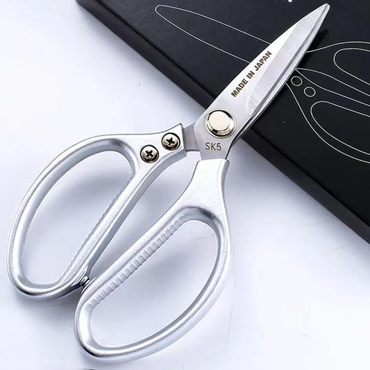 Professional 8.5-inch stainless steel kitchen scissors with plastic handles, perfect for cutting chicken bones, meat, and fish